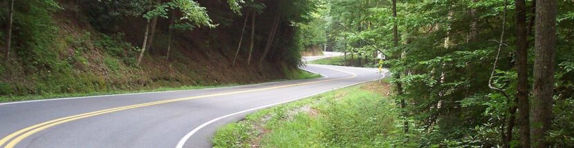 Tail of the dragon road